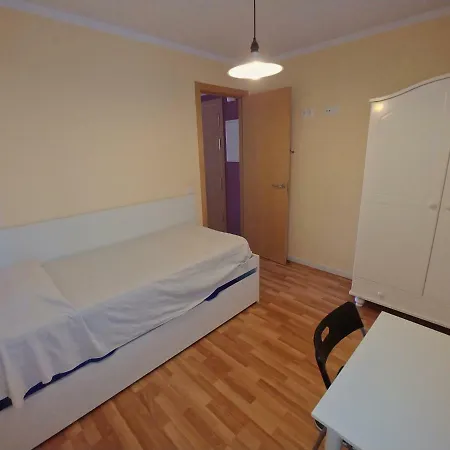 Piso Marga Apartment *